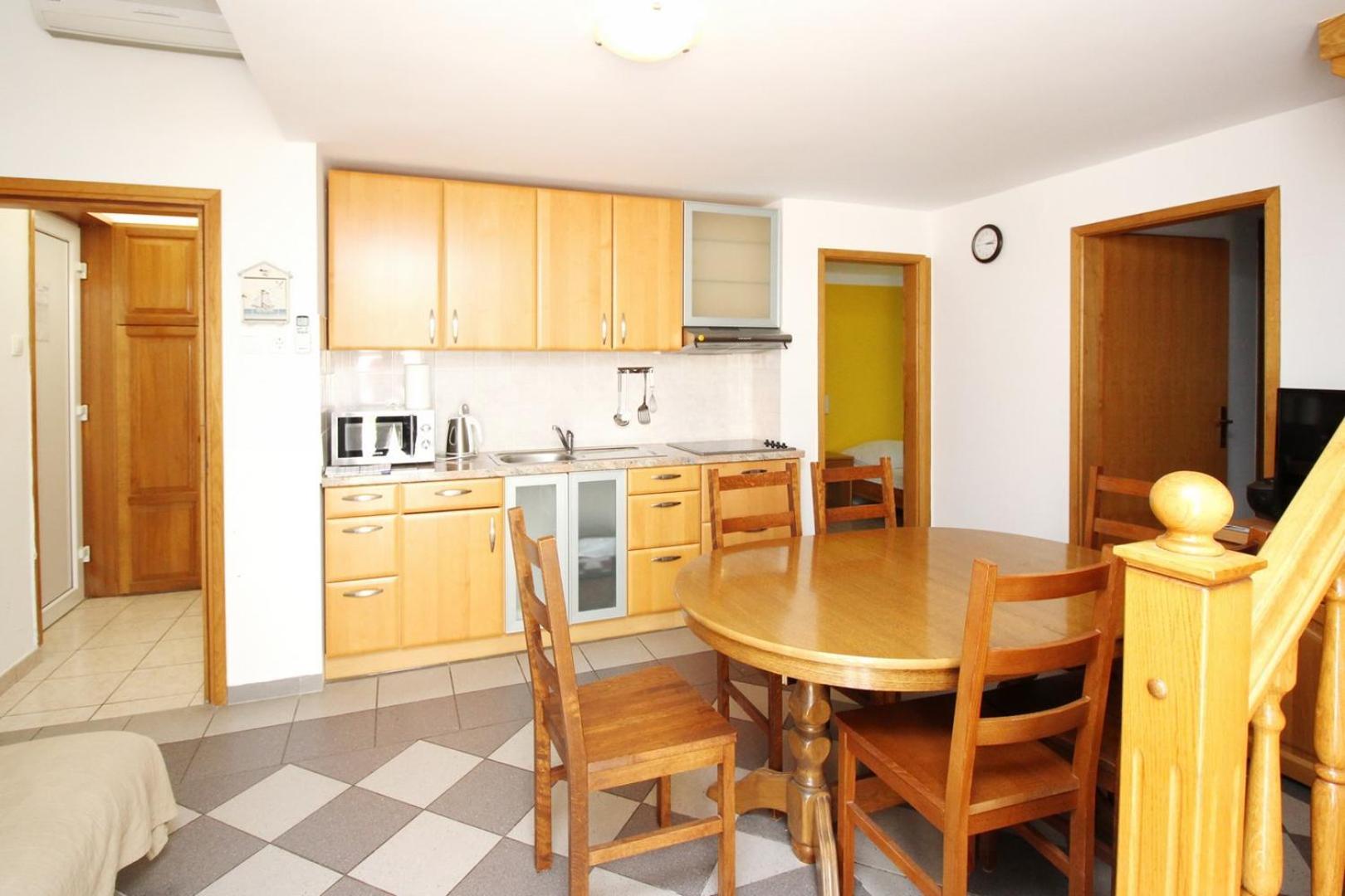 Apartments Mikulan Beach Baska  Bagian luar foto