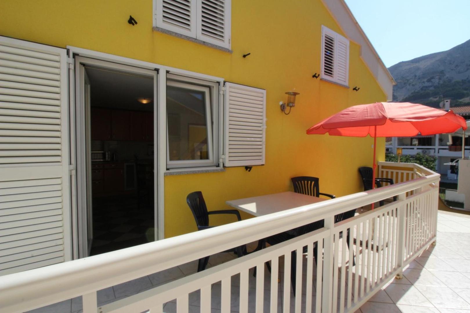 Apartments Mikulan Beach Baska  Bagian luar foto