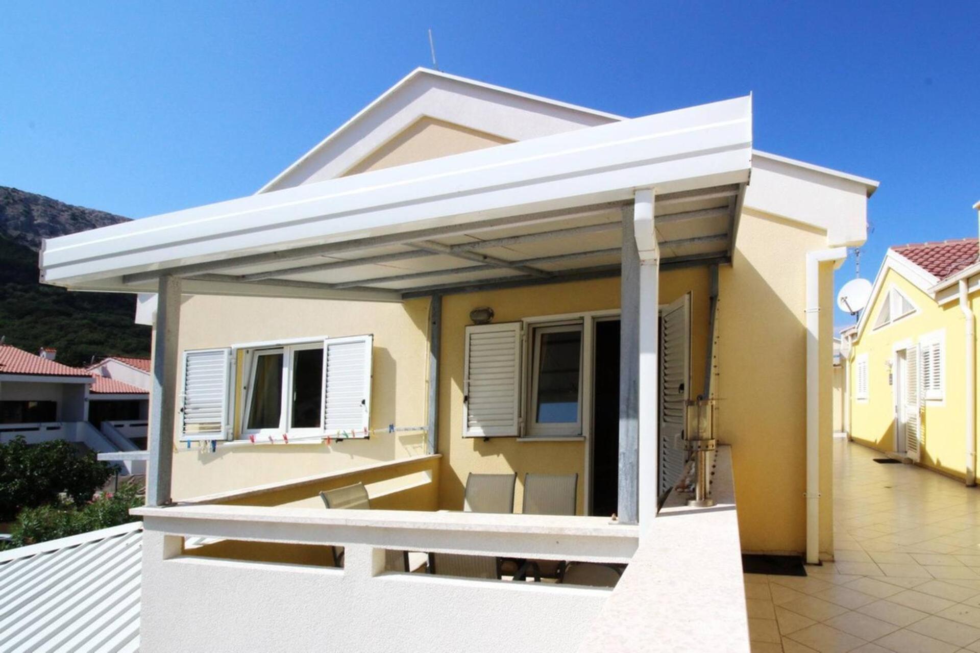 Apartments Mikulan Beach Baska  Bagian luar foto